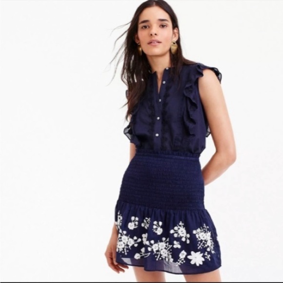 J. Crew Point Sur Navy Blue White Embroidered Stretch Skirt in Size Extra Small - Picture 1 of 7